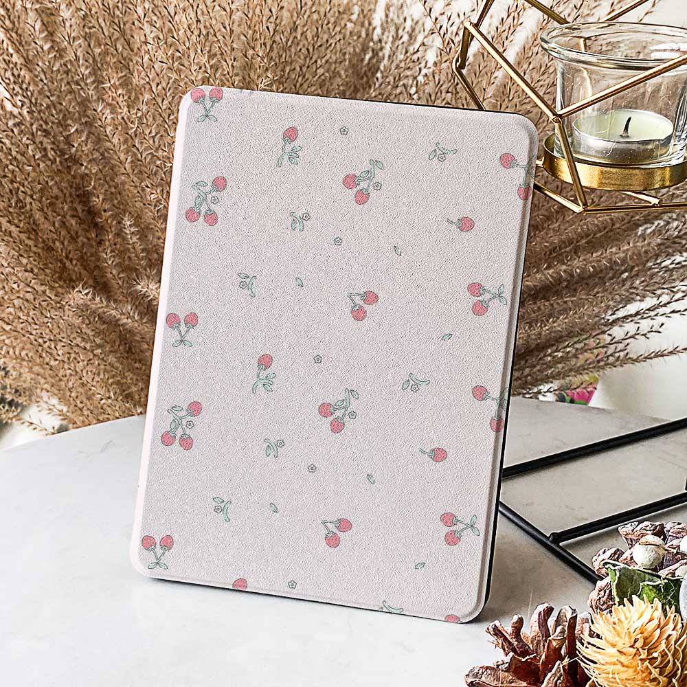 Sweet Strawberry- Kindle Case